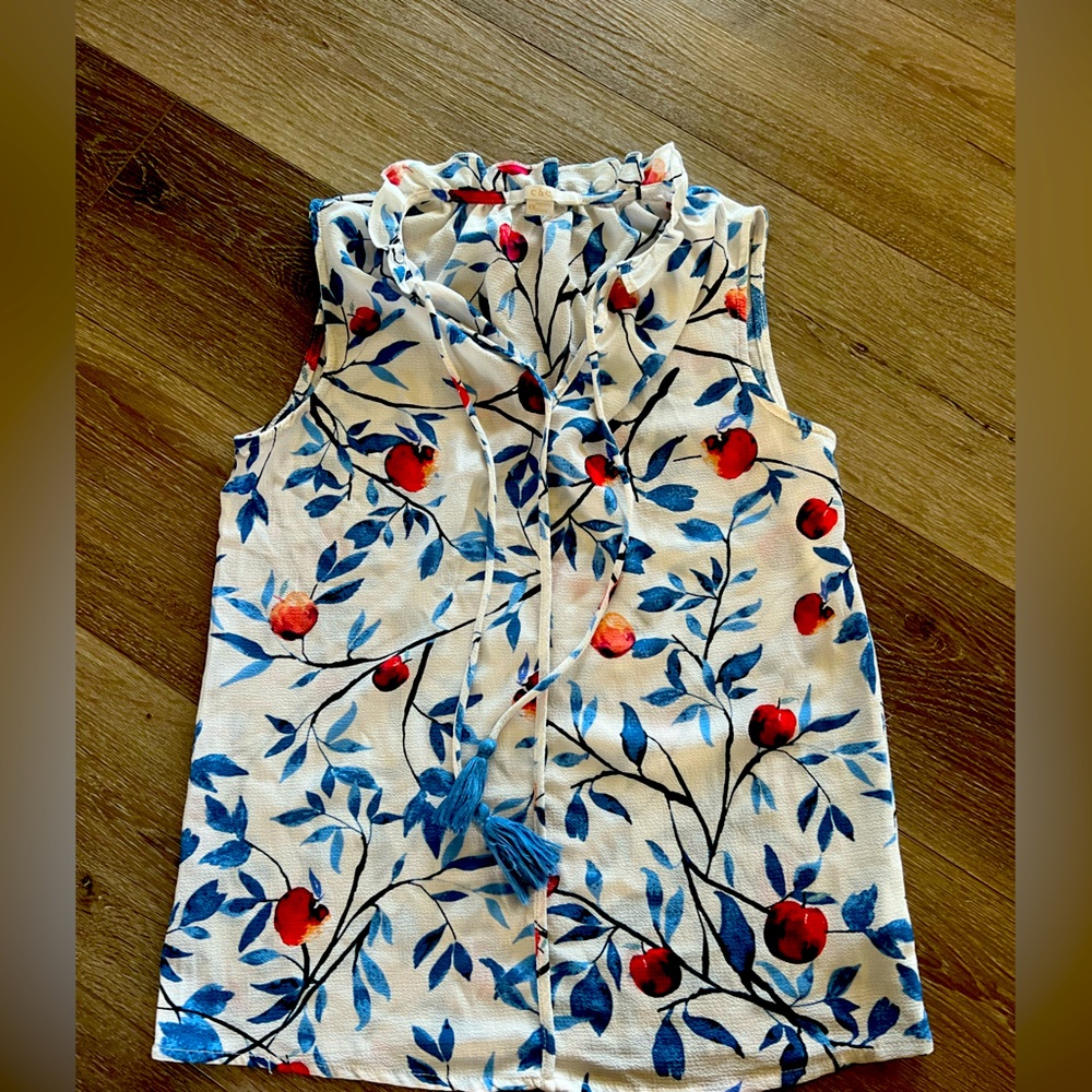 Sleeveless top